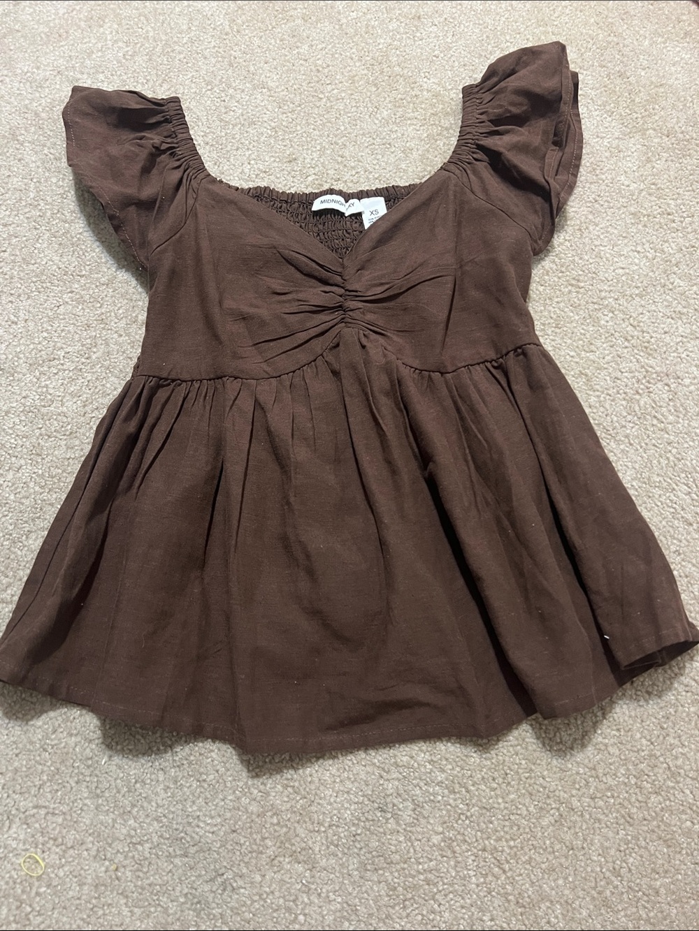 Women’s Brown Short Sleeve Smocked Peplum Top
